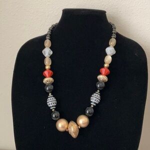 ‼️final must bundle‼️Multicolor Beaded Necklace